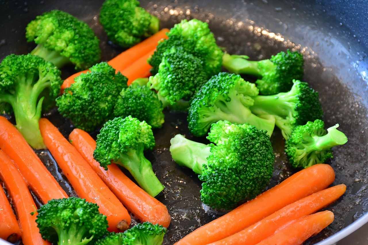 carrots, yellow beets, vegetables-2106825.jpg